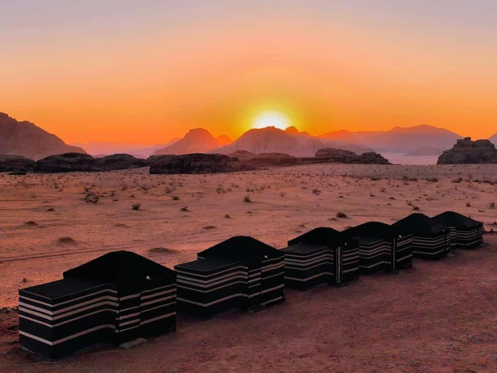 Enad Desert Camp Wadi Rum Eksteriør billede