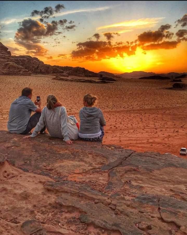 Enad Desert Camp Wadi Rum Eksteriør billede